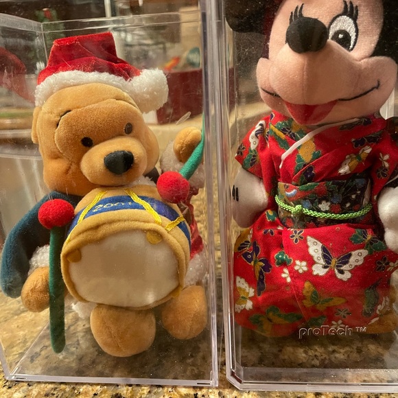 Disney Other - Disney holiday collectibles in their plastic protected container